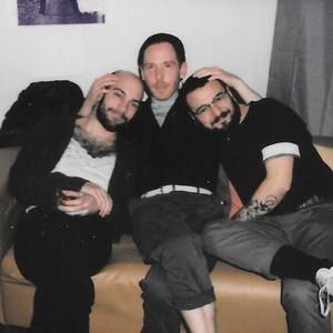 Meet your Posher, Phos